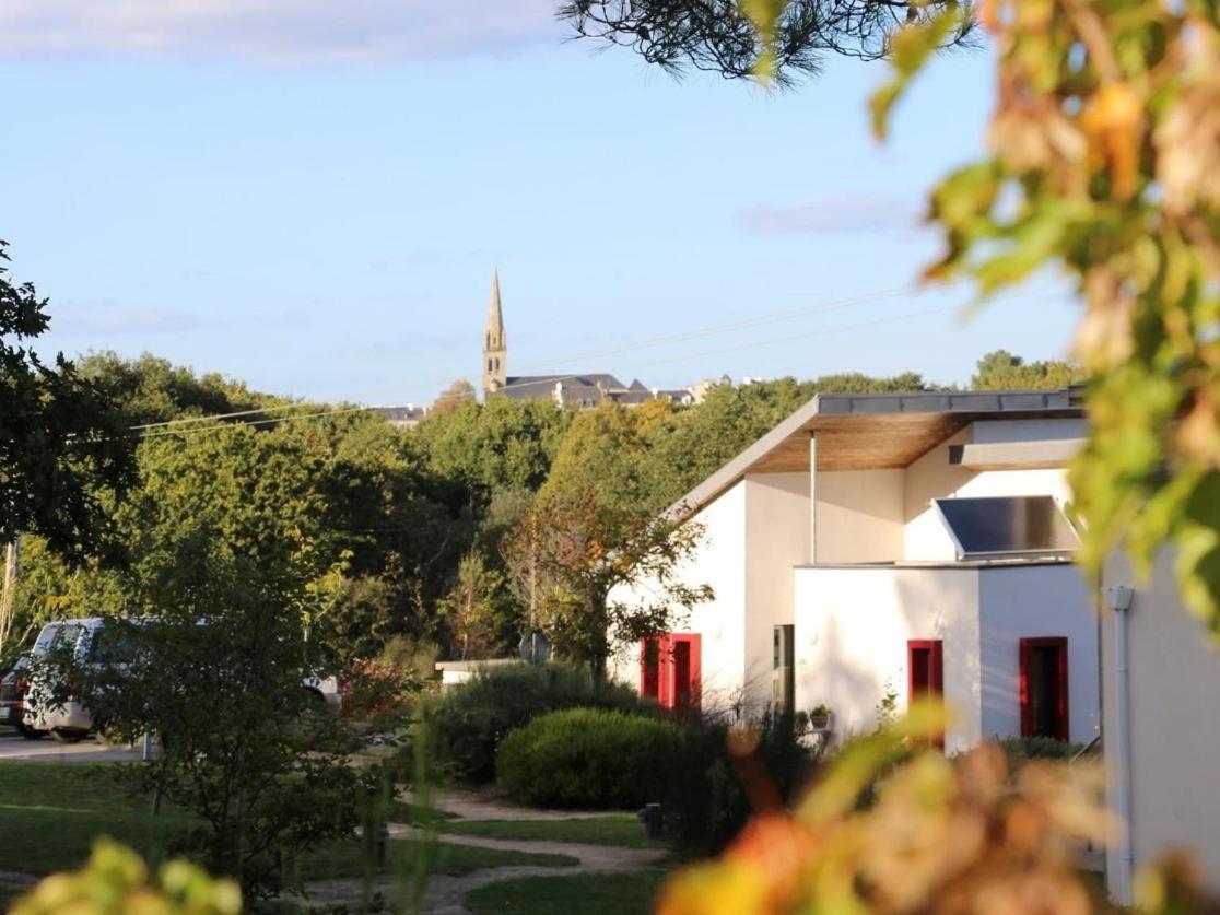 Gites & Tiny Houses Les Hauts De Toulvern Baden Bagian luar foto