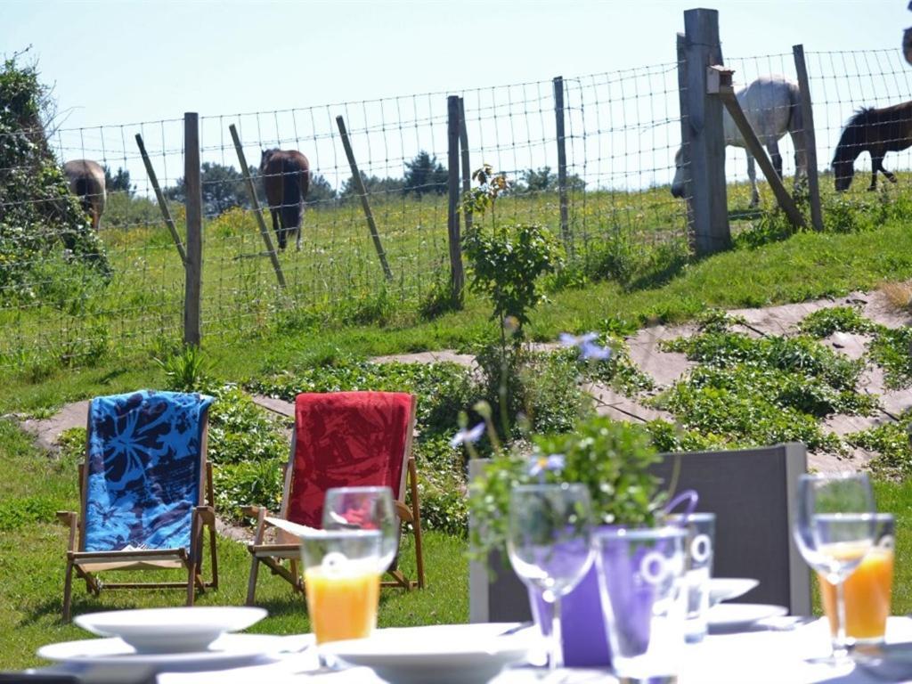 Gites & Tiny Houses Les Hauts De Toulvern Baden Ruang foto