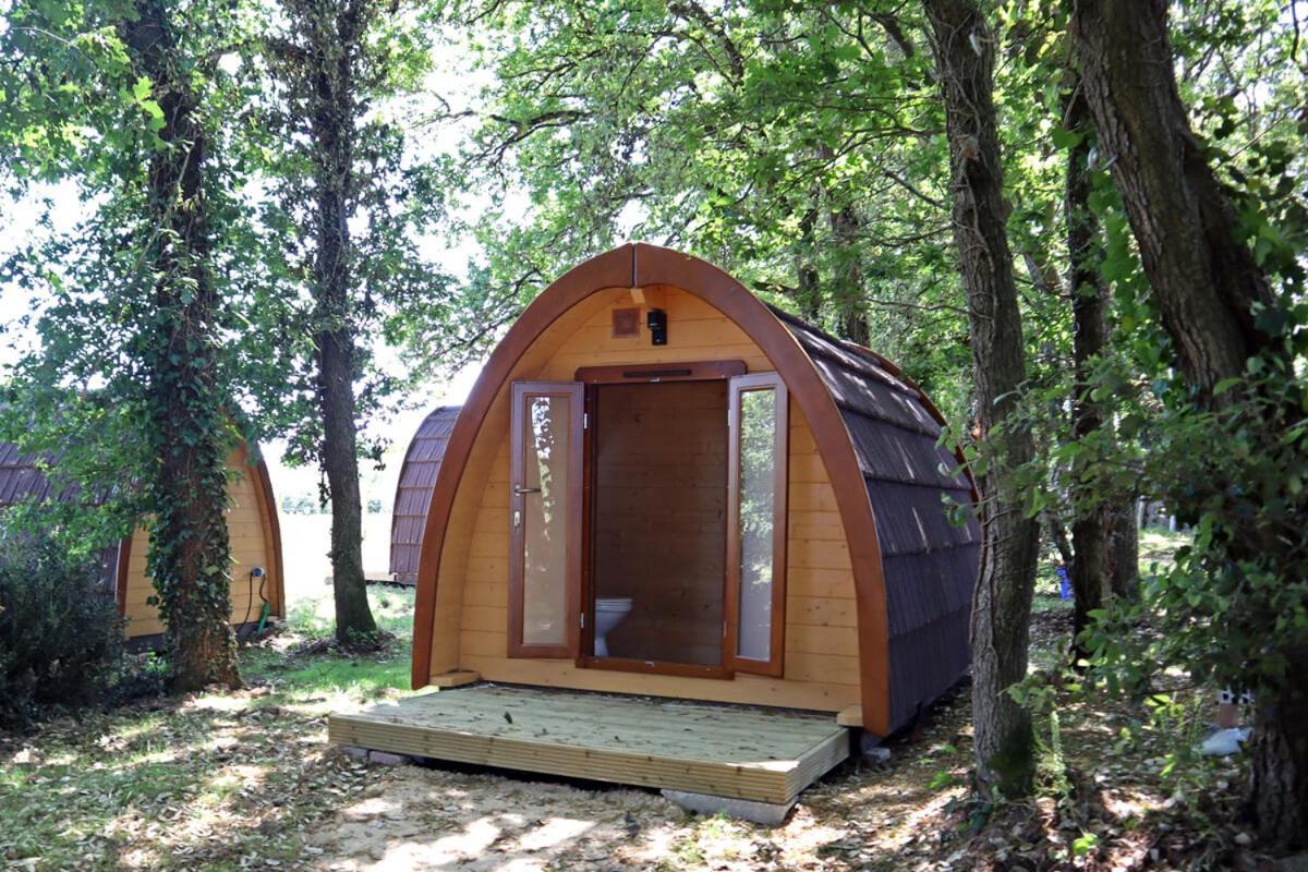 Gites & Tiny Houses Les Hauts De Toulvern Baden Ruang foto