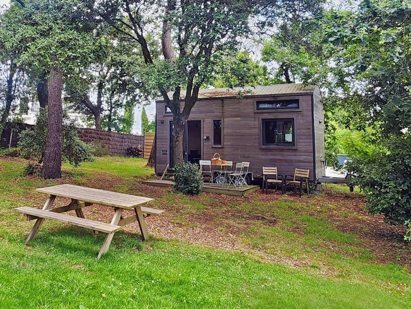 Gites & Tiny Houses Les Hauts De Toulvern Baden Ruang foto